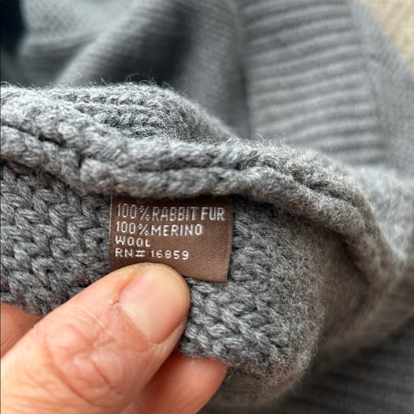 J. McLaughlin Gray Merino Wool Cape Poncho Rabbit Fur Hood M/L - Picture 8 of 12